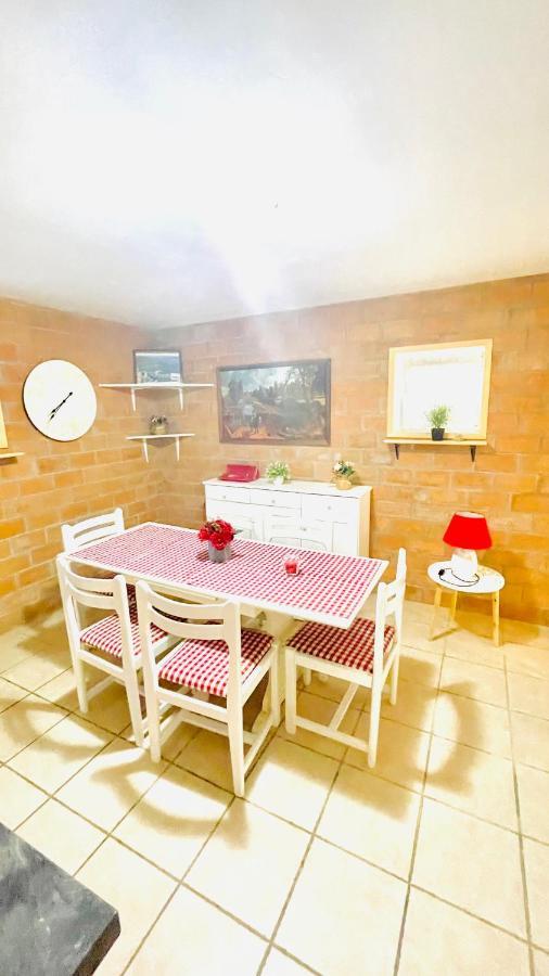 Colorful And Happy Apartment Sukosan - With Parking Esterno foto