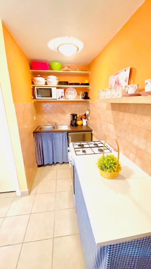 Colorful And Happy Apartment Sukosan - With Parking Esterno foto